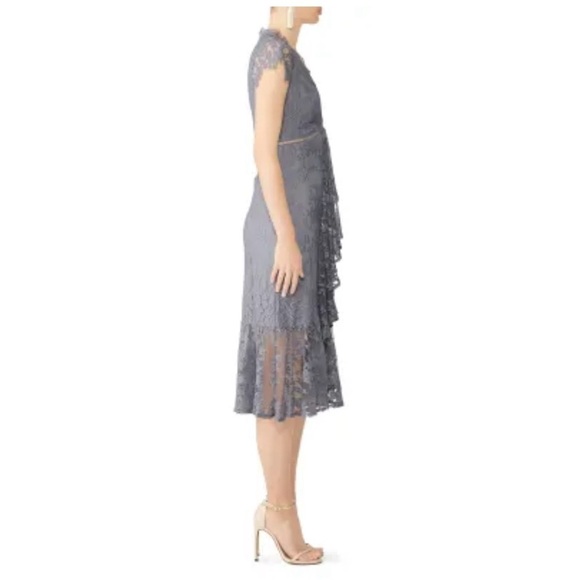 Saylor
Silver Myriem Lace Dress size large - Picture 5 of 17